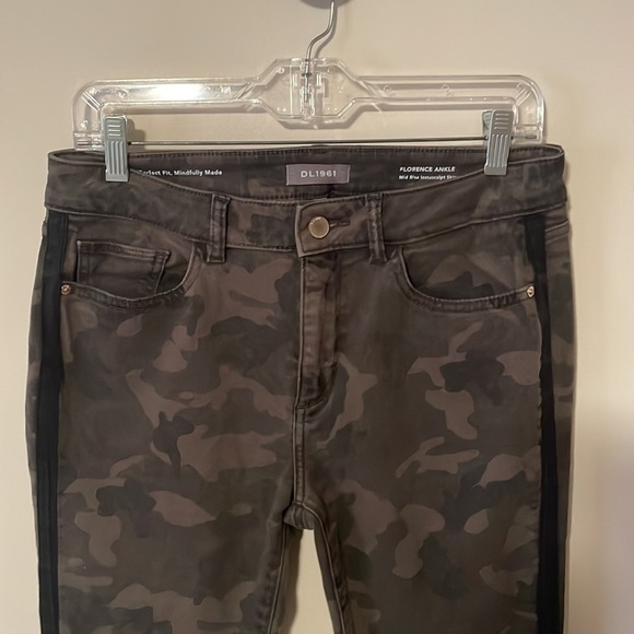 DL1961 Florence Ankle Skinny Jeans Mid Rise Instasculpt Camo Fort Green Size 29 - Picture 3 of 15